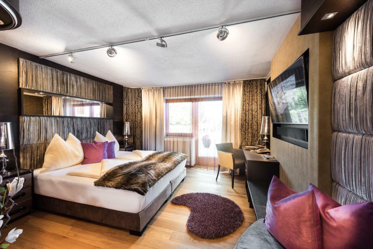Hotel Winzer Wellness & Kuscheln Sankt Georgen im Attergau Εξωτερικό φωτογραφία