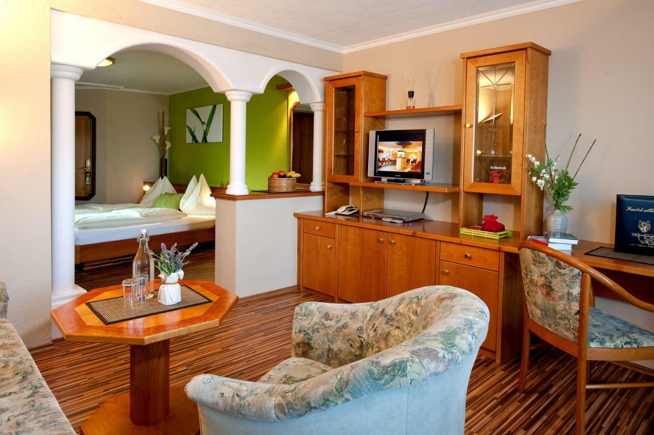 Hotel Winzer Wellness & Kuscheln Sankt Georgen im Attergau Εξωτερικό φωτογραφία